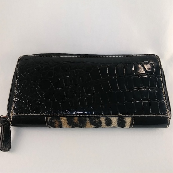 XOXO Bags Clutch Wallet Purse - Picture 2 of 8